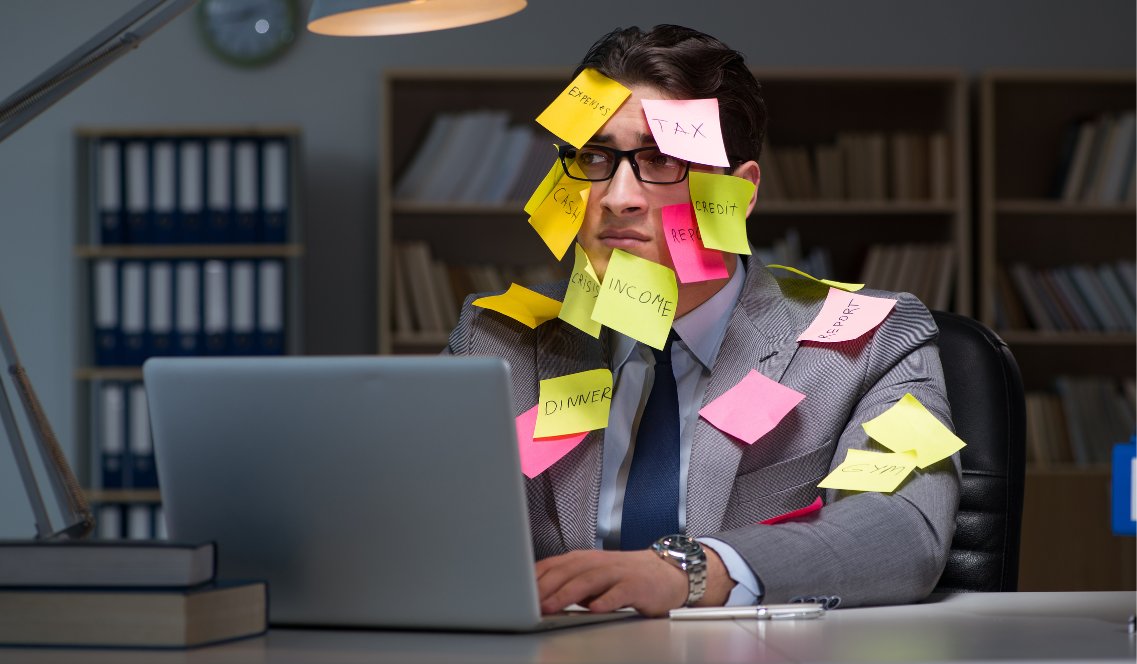 Stress digitale: come lo schermo influisce sul corpo Stress digitale: come lo schermo influisce sul corpo